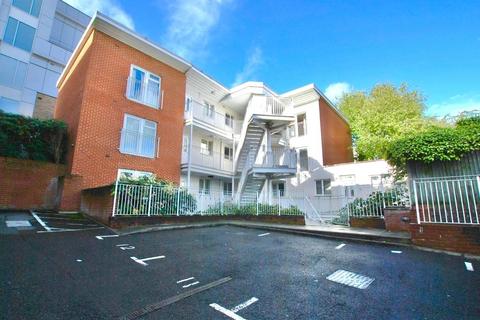 1 bedroom apartment to rent, Walnut Tree Close, Guildford, Surrey, GU1