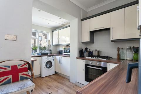 4 bedroom detached house for sale, Cherryholt Road, Stamford, PE9