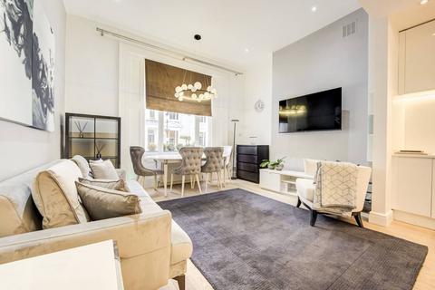 Eardley Crescent, Earls Court, London, SW5