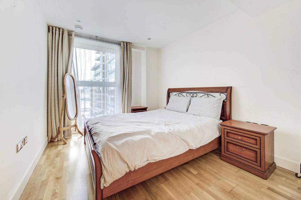 Imperial Wharf, Imperial Wharf... 3 bed flat for sale £1,000,000
