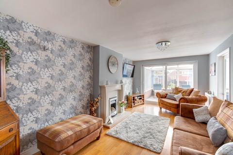 3 bedroom semi-detached house for sale - The Dell, Northfield, Birmingham, West Midlands, B31