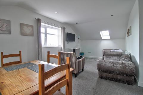 2 bedroom apartment for sale - 178 High Street, Marske-By-The-Sea, Redcar, North Yorkshire, TS11