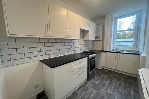 2 bedroom flat to rent, Laidlaw Terrace, Hawick, TD9
