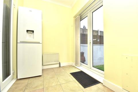 14 Fleet Road, Dartford, DA2 6JE