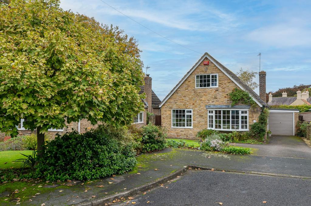 Melrose Crescent, Monkton... 4 bed detached house £499,950