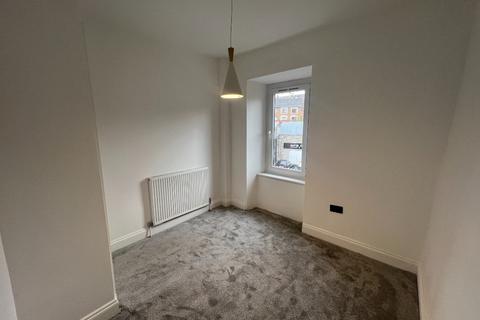 2 bedroom flat to rent, Bourtree Terrace, Hawick, TD9