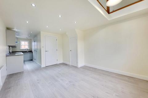 1 bedroom flat to rent - Wellington Road South, Stockport, SK1