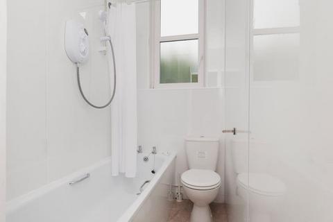 8 bedroom flat share to rent, 0755L Polwarth Gardens, Edinburgh, EH11 1LN