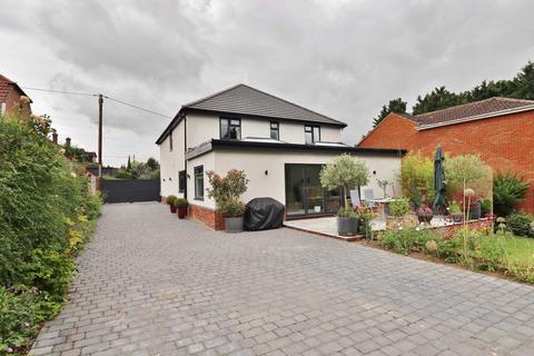 5 bedroom detached house for sale - Elcot Lane, Marlborough, SN8 2AZ