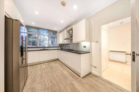 5 bedroom apartment to rent, Loudoun Road, South Hampstead, London, NW8