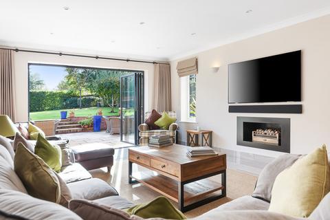 Rushdene Dene Road, Ashtead, KT21 1EE
