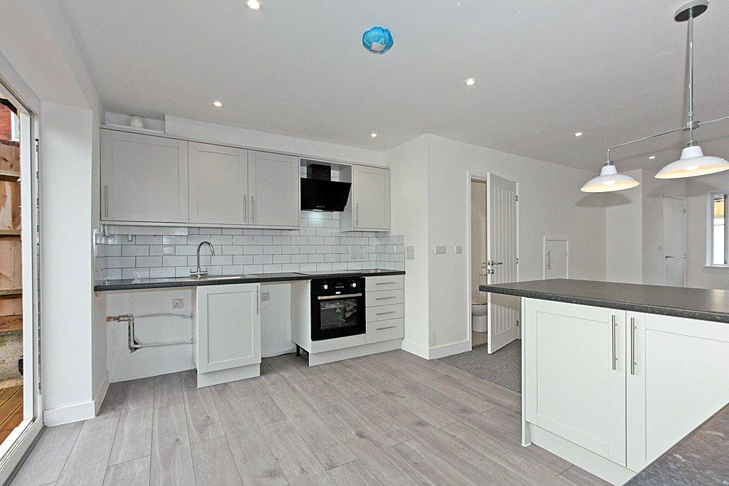 Epps Road, Sittingbourne, Kent, ME10 1 bed end of terrace house for