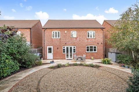17 Waratah Drive, Chislehurst, BR7 5FP