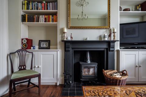 12 Ringcroft Street, London, N7 8ND