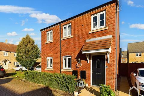 2 bedroom maisonette to rent - Goldfinch Road, Leighton Buzzard, LU7