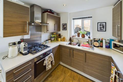 2 bedroom maisonette to rent - Goldfinch Road, Leighton Buzzard, LU7