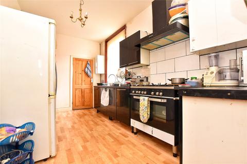 4 bedroom end of terrace house for sale, Deeplish Road, Deeplish, Rochdale, Greater Manchester, OL11