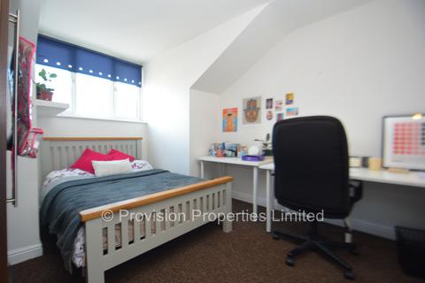 undefined, Burchett Terrace, Woodhouse LS6