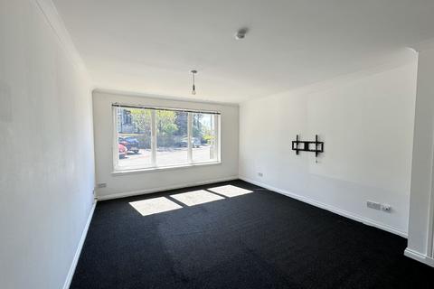 2 bedroom flat to rent, Edward Place, Glasgow, G33