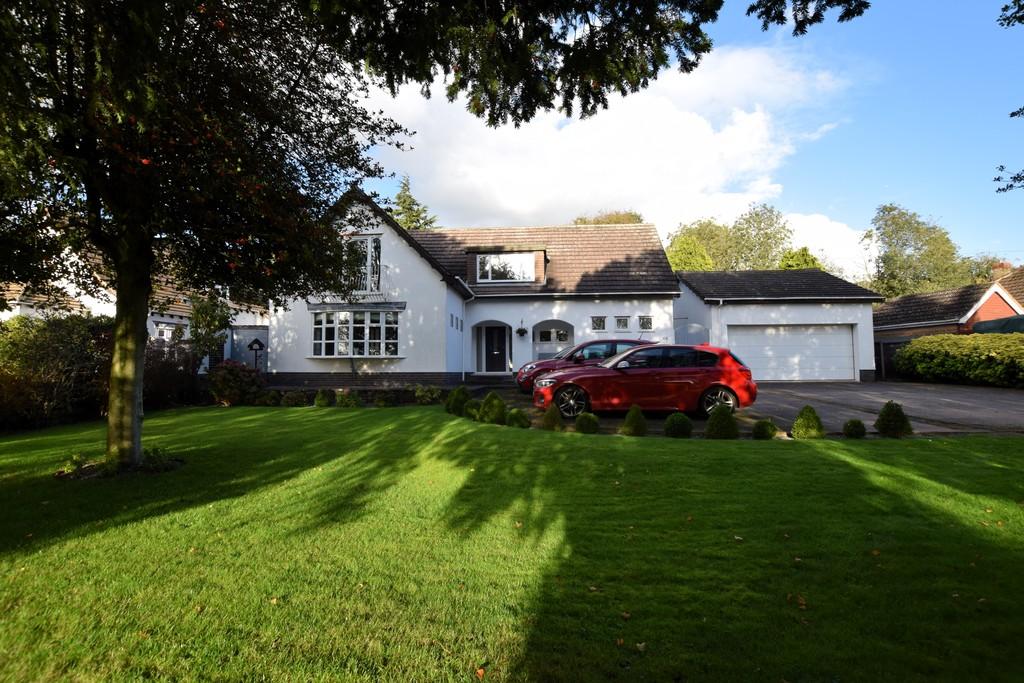 Hollycroft, Hinckley 4 bed detached house for sale £695,000