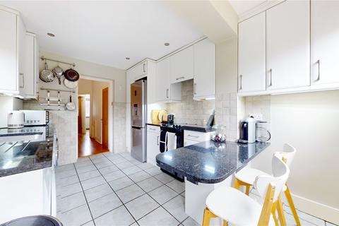 9 Ravenswood Road, Croydon, CR0 4BL