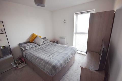 2 bedroom apartment to rent, Eastwood Road, Hanley