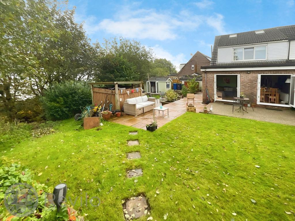 Cowm Park Way North, Whitworth, OL12 4 bed semidetached house for sale