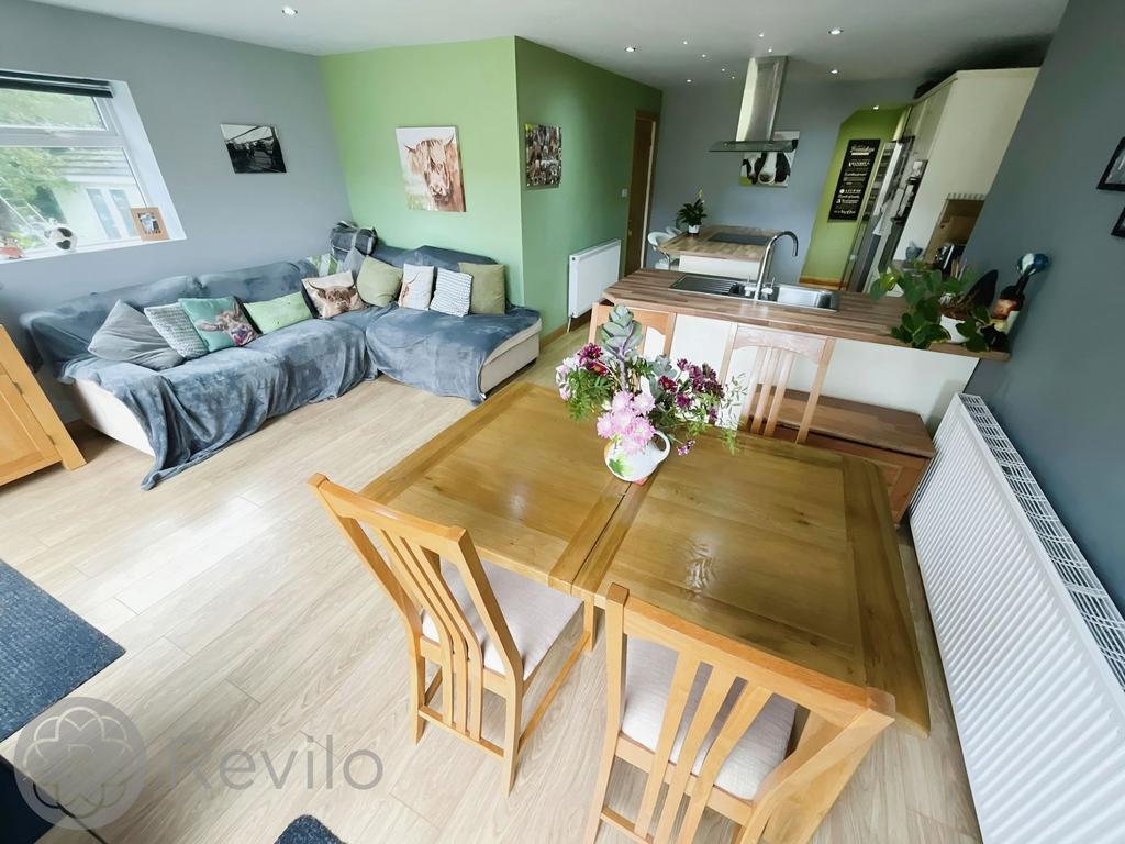 Living/Dining Room