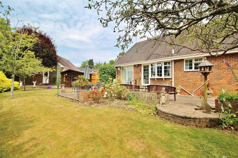 24 The Chase, Findon, Worthing, BN14 0TT