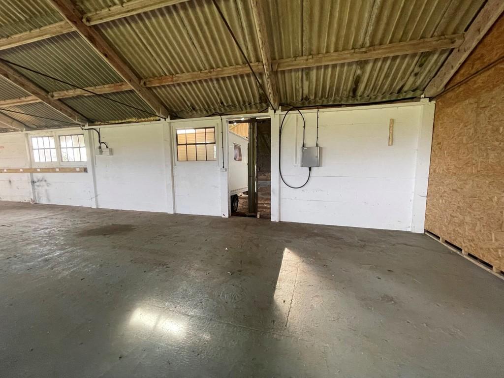 Chesterblade, Shepton Mallet Industrial unit to rent £650 pcm (£150 pw)