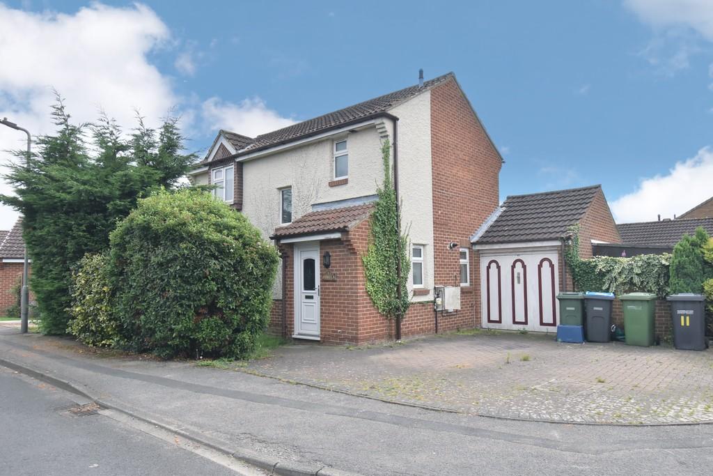 St. James Drive, Northallerton 3 bed detached house for sale £265,000