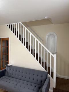 2 bedroom townhouse to rent, Walfrey Gardens, Dagenham, RM9