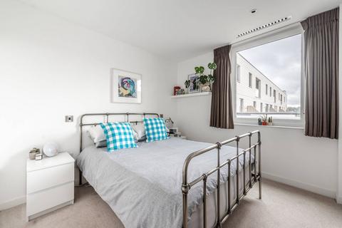 1 bedroom flat for sale, Bree Court, Colindale, London, NW9