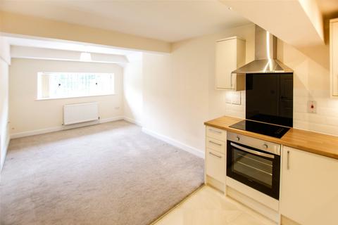 1 bedroom apartment for sale, High Street, Hartley Wintney RG27