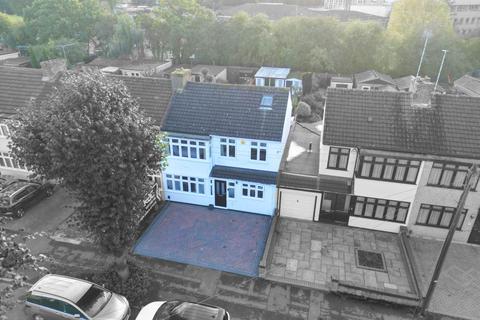 56 Birch Crescent, Hornchurch, RM11 2NW