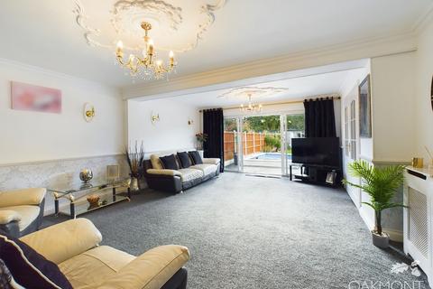 56 Birch Crescent, Hornchurch, RM11 2NW