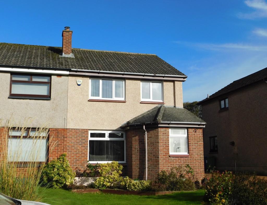 Galabraes Crescent, Bathgate 3 bed semidetached house £1,195 pcm (£276 pw)