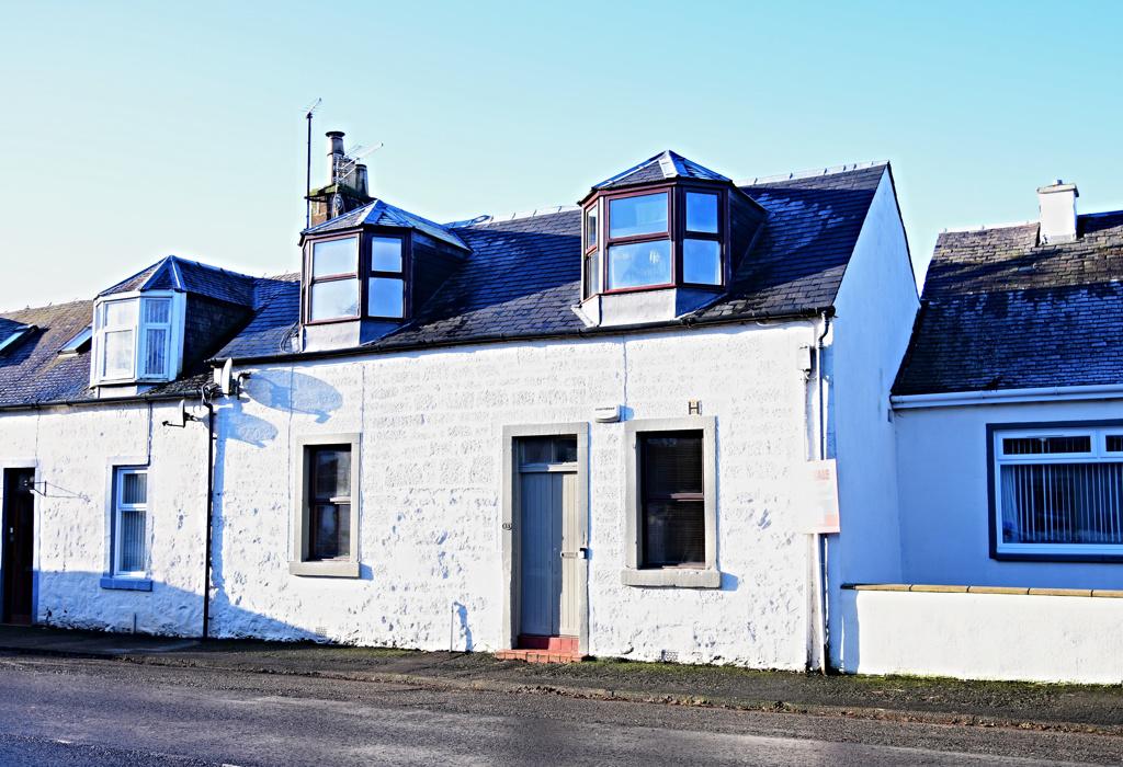 18 Main Street, Dalrymple, Ayrshire 4 bed terraced house for sale £