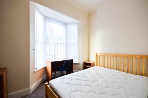 4 bedroom house share to rent, Empress Road, Kensington, Liverpool