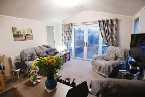 2 bedroom lodge for sale - Carnoustie Court, Tydd St Giles, Wisbech, Cambs, PE13 5NZ