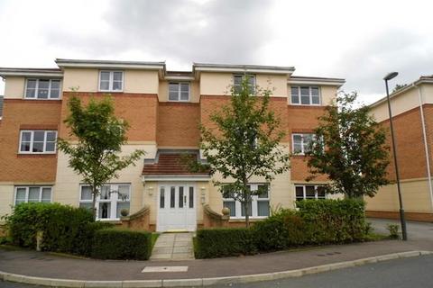 2 bedroom flat to rent, Lincoln Way, North Wingfield, Derbyshire