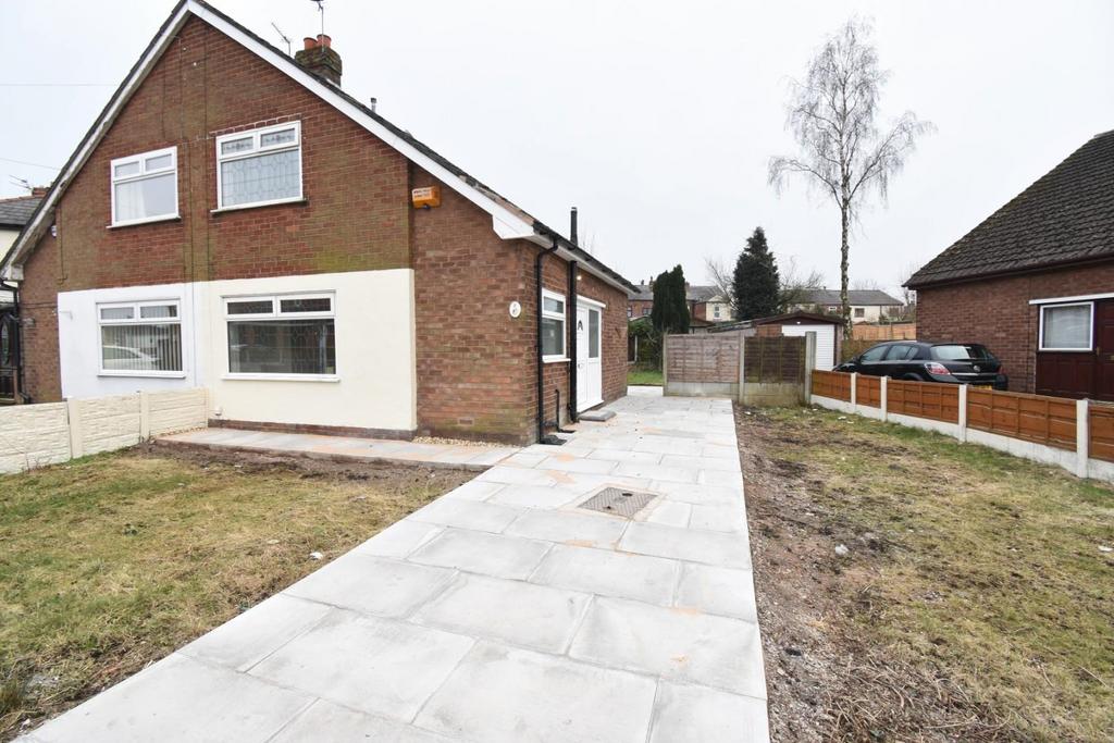 Heath Gardens, Hindley Green, Wigan... 2 bed semidetached house £825