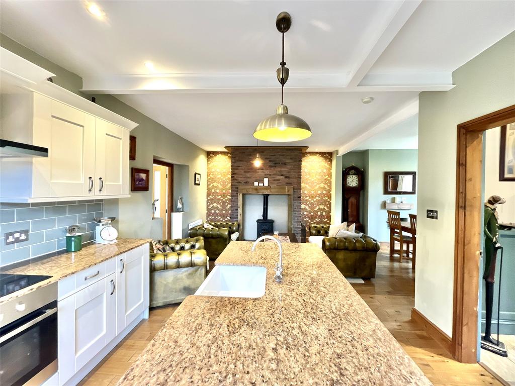 Lounge/Diner/Kitchen
