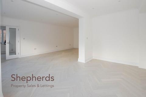 1 Spencer Avenue, Cheshunt, Waltham Cross, EN7 6RU