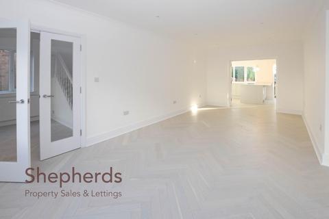 1 Spencer Avenue, Cheshunt, Waltham Cross, EN7 6RU