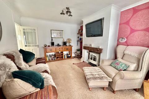 4 bedroom semi-detached house for sale - Newton Nottage Road, Porthcawl, Bridgend County Borough, CF36 5EA