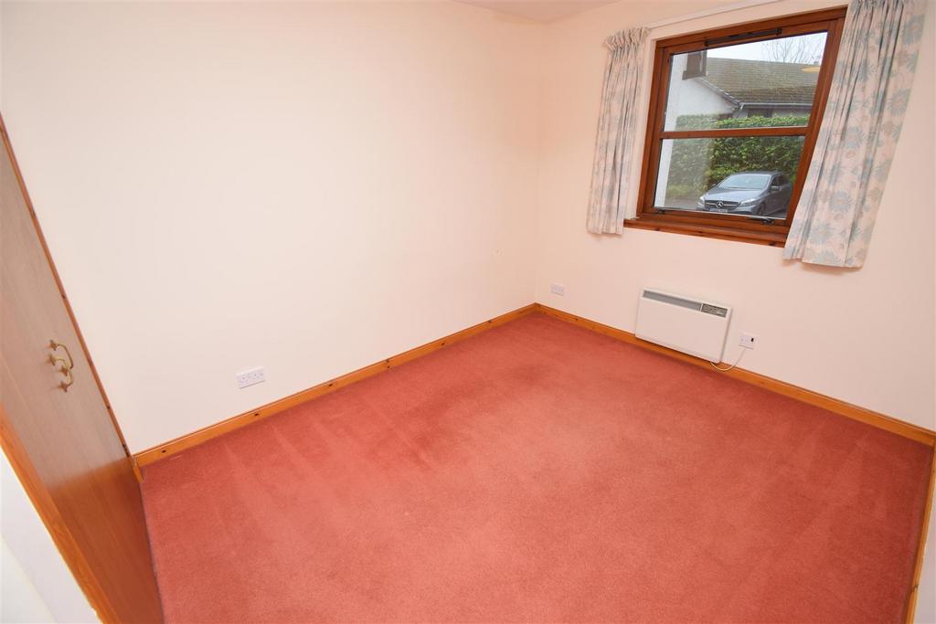 Bedroom two..jpg