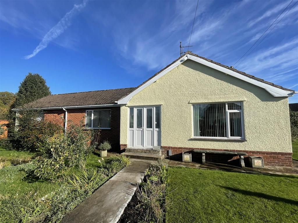 Mile End, Coleford, Gloucestershire 2 bed detached bungalow for sale