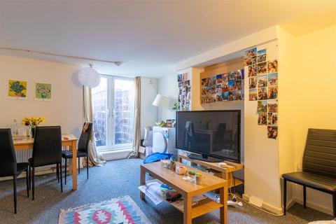 undefined, Royal Park Avenue, Hyde Park, Leeds
