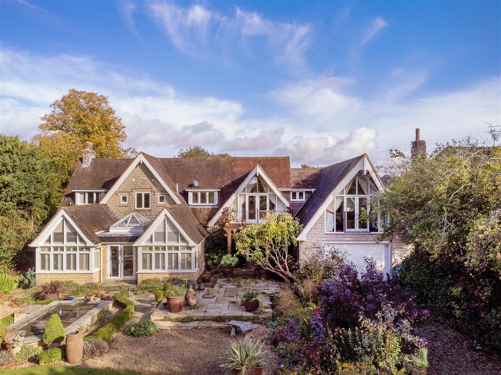 44 Hill Road-1.jpg